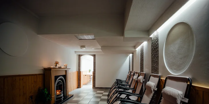 Pohádkový pobyt u zámku Bojnice se snídaněmi či polopenzí a wellness