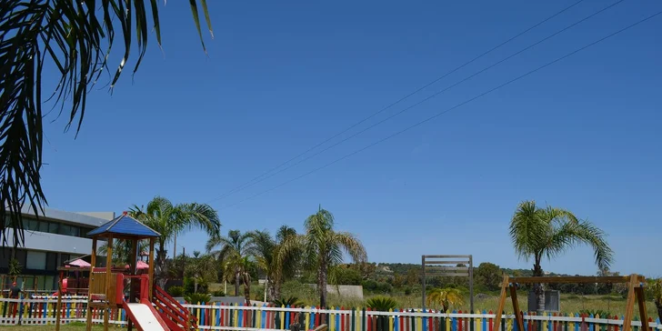 Rhodos all inclusive vč. letenky: 4* resort v letovisku Kalithea s bazény, 150 m od pláže