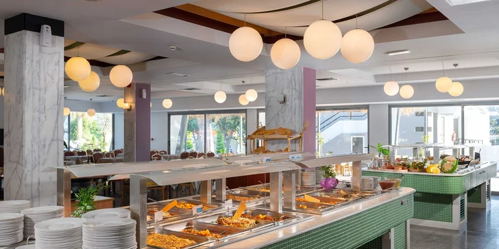 Rhodos all inclusive vč. letenky: 4* resort v letovisku Kalithea s bazény, 150 m od pláže