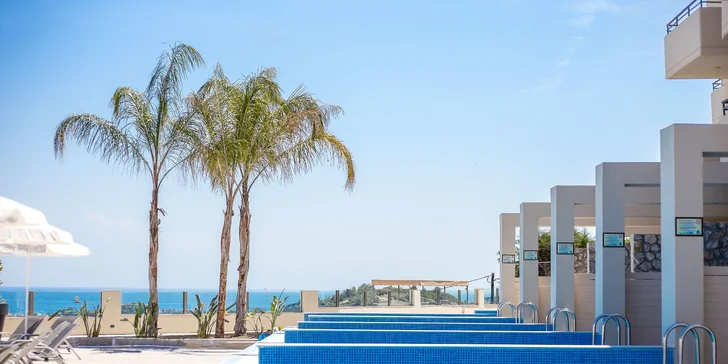 Letecky na Rhodos: 3* resort na klidném místě s aquaparkem a all inclusive