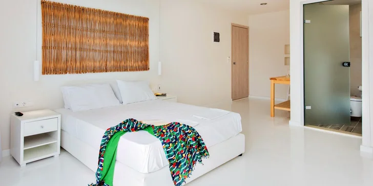 Kréta letecky: 3* hotel pouze pro dospělé, 100 m od pláže, s bazénem a snídaní