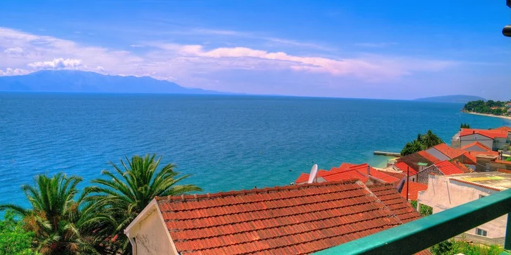 K některým pokojům patří balkon, jiné mají francouzská okna. 