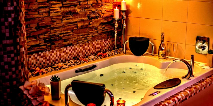 Dárkový poukaz s roční platností: privátní vířivka a sauna v Tillerově vile