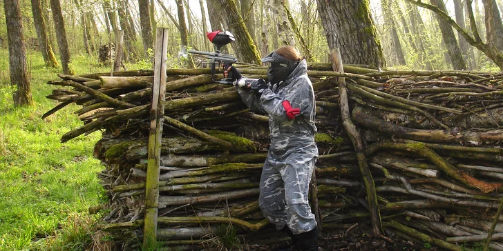 Paintball pro jednoho střelce i armádu až 30 vojáků: 100–2000 kuliček, zapůjčení zbraně a výstroje