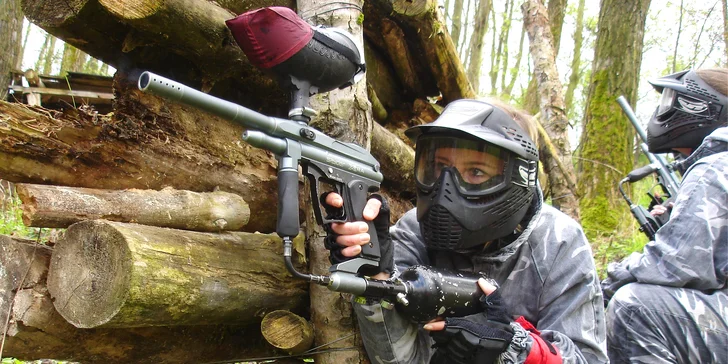 Paintball pro jednoho střelce i armádu až 30 vojáků: 100–2000 kuliček, zapůjčení zbraně a výstroje