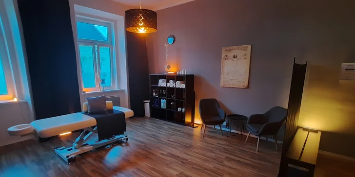 Aromatická relaxační masáž přírodními oleji, výběr z 50 druhů