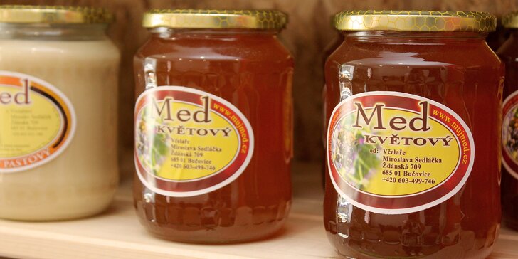 Sladký med z českého včelařství: 950 gramů květového nebo pastového medu