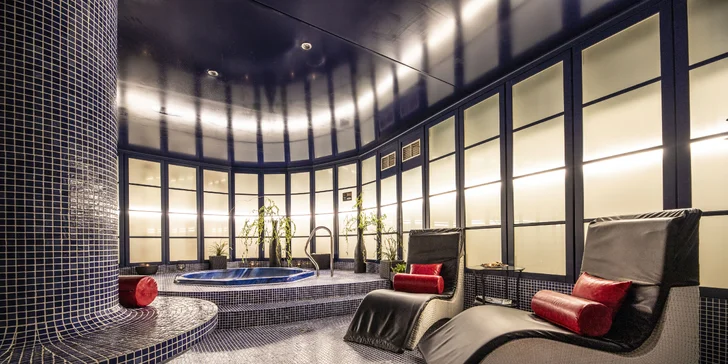 4* dámská jízda v centru České Lípy: plná penze a wellness procedury