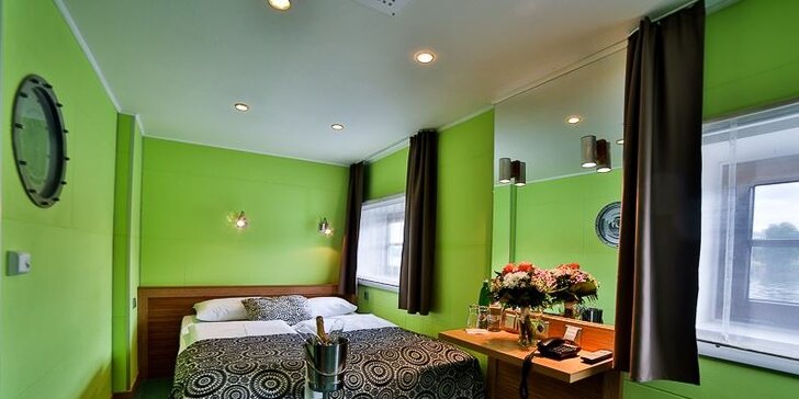Romantické pobyty v pražském hotelu GreenYacht na Vltavě