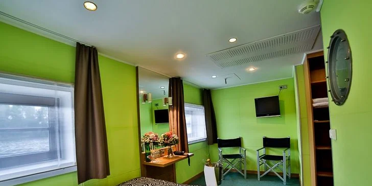 Romantické pobyty v pražském hotelu GreenYacht na Vltavě