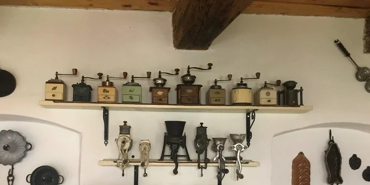 Zábavní areál v Košátkách: muzeum alchymie a perníků, výroba lektvarů i zookoutek