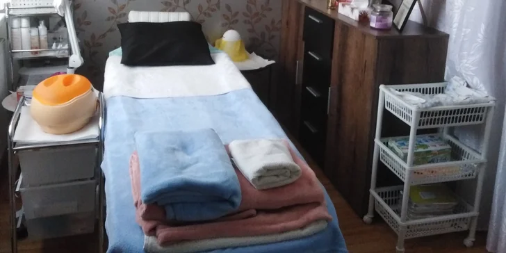 Základní kosmetické ošetření včetně barvení řas a obočí