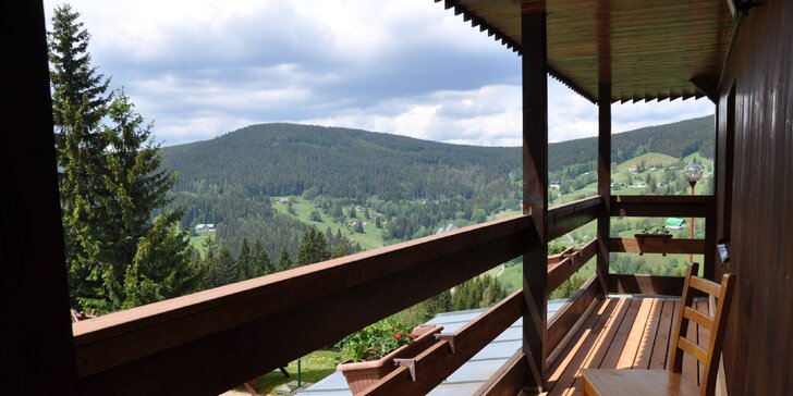 Aktivní dovolená ve Špindlu: pobyt v rodinném penzionu s polopenzí, saunou a krásnými výhledy