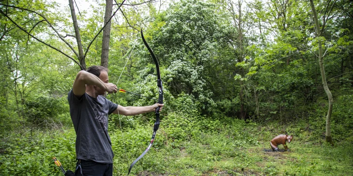 Jedna hra 3D lukostřelby v Pirátí zátoce pro děti, studenty i dospělé