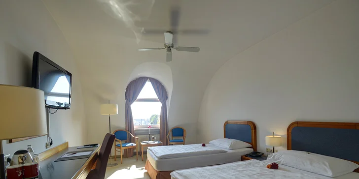 4* dovolená v Rakousku: hotel 1 km od jezera Wörthersee, bufetové snídaně