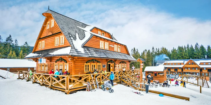 Dovolená v kolibě na Oravě pro pár i rodinu: polopenze, wellness i zapůjčení kol