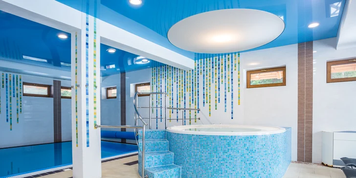 Dovolená v kolibě na Oravě pro pár i rodinu: polopenze, wellness i zapůjčení kol