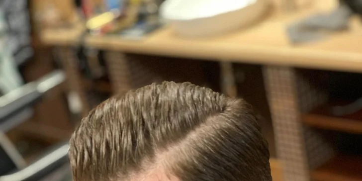 Buďte za elegána: střih, holení či oboje v Royal cut barber v centru Prahy
