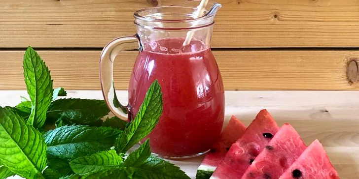 Rodinná kavárna Opava: ovocná limonáda dle výběru, melounový fresh i ledové frappé