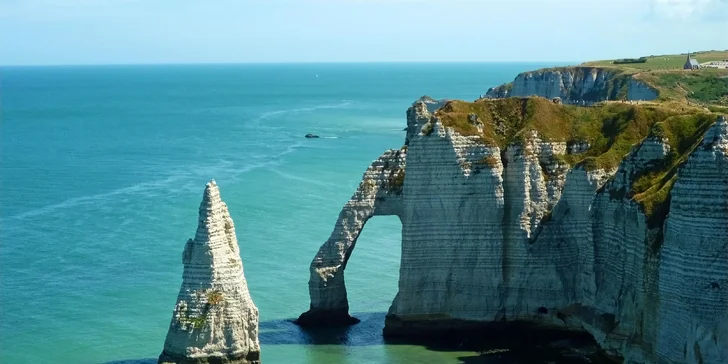 Osmidenní zájezd do Francie s průvodcem a ubytováním: La Manche, Paříž, Mont St. Michel i Versailles
