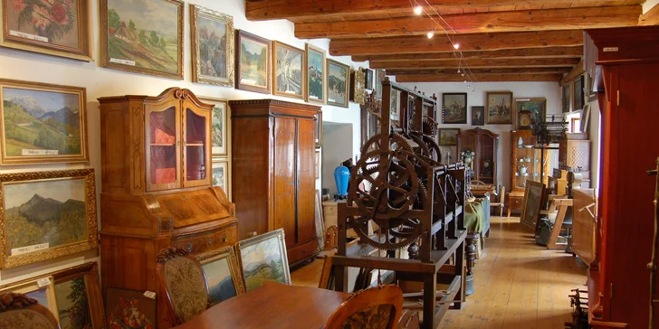 Muzeum historických motocyklů a prodejní galerie Krumlovský mlýn