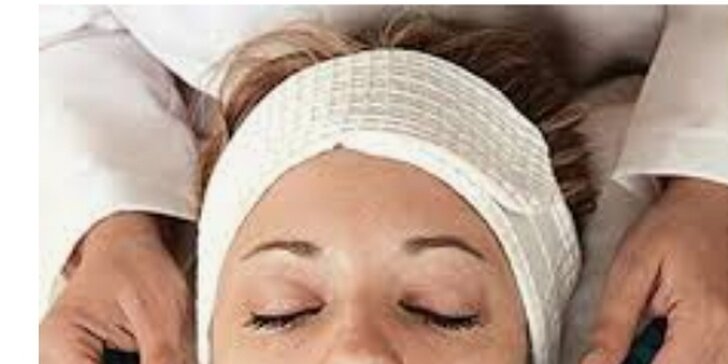 Kosmetické ošetření obličeje, krku a dekoltu: ultrazvuk i liftingová masáž