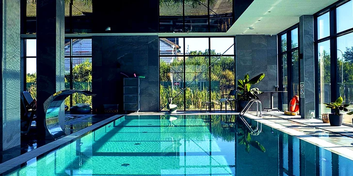 Dovolená u Baltského moře: moderní resort s wellness, venkovním bazénem a polopenzí, 5 min. od pláže
