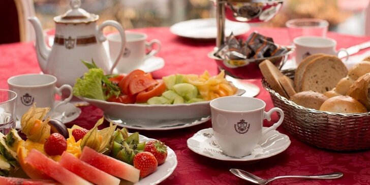 Pobyt pro dva v 5* hotelu v centru Prahy se snídaní i welcome drinkem