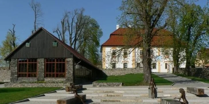 Pohádkový pobyt v barokním zámečku pro pár i rodinu