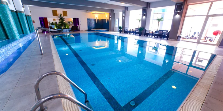 Wellness pohoda u polského Řešova: moderní pokoje, neomezený wellness a polopenze