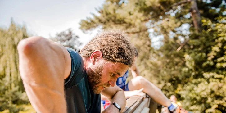 Gladiator Race Josefov: registrace do extrémního závodu, funkční tričko, startovní balíček a medaile