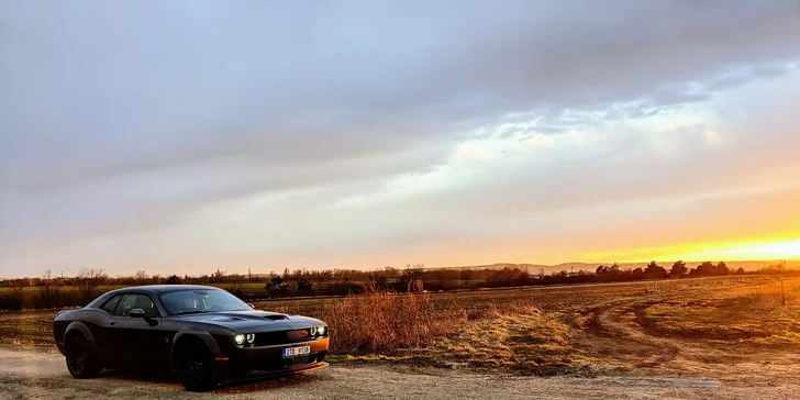 Dodge Challenger: 30–180 minut jízdy v americké legendě s možností svézt až 3 spolujezdce