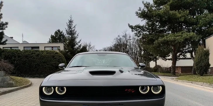 Dodge Challenger: 30–180 minut jízdy v americké legendě s možností svézt až 3 spolujezdce