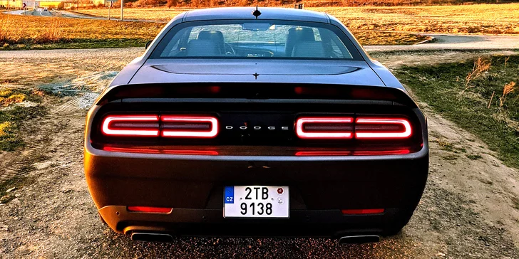 Dodge Challenger: 30–180 minut jízdy v americké legendě s možností svézt až 3 spolujezdce