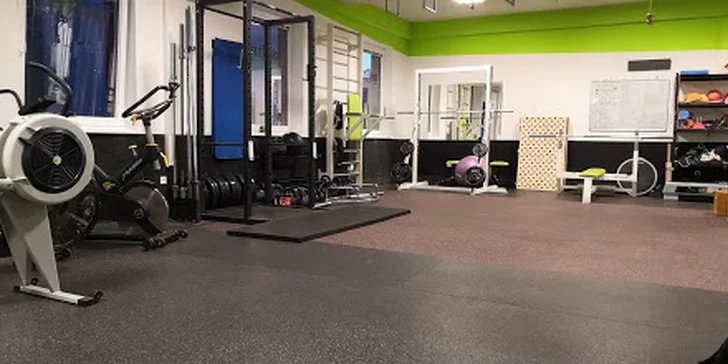 Měsíční nepřenosná permanentka na návštěvy fitness