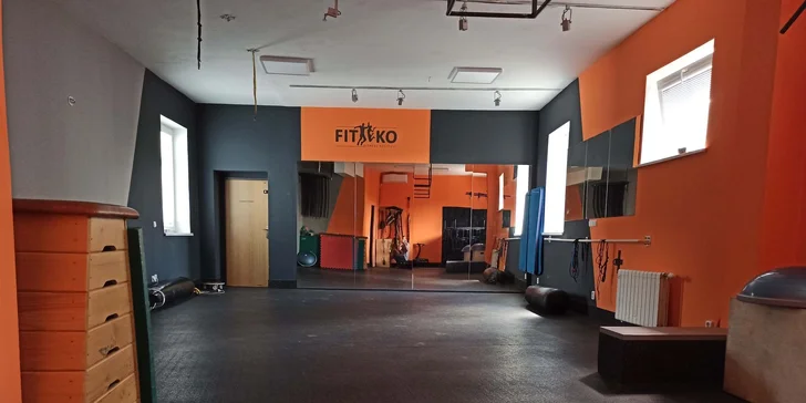 Měsíční nepřenosná permanentka na návštěvy fitness