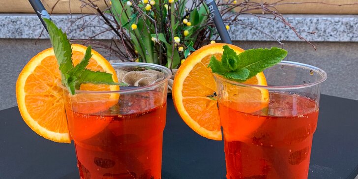 Nastartujte léto osvěžujícím drinkem: chlazený vinný nápoj Spritz pro 1 osobu