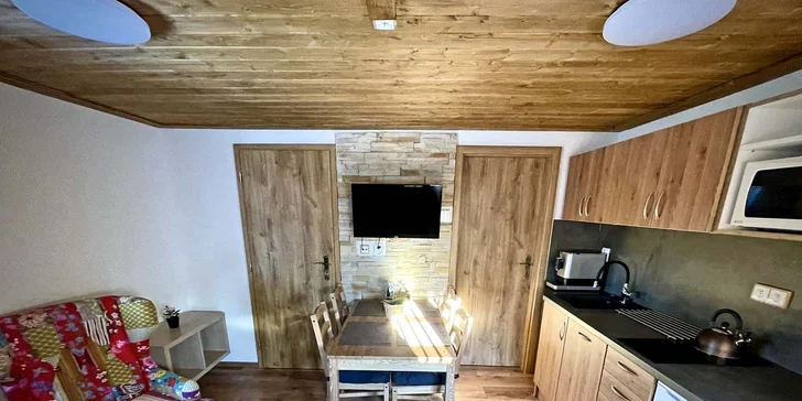Až 8denní pobyt přímo u Lipna: polopenze i vířivka, pokoj, bungalov či apartmán nebo chatka