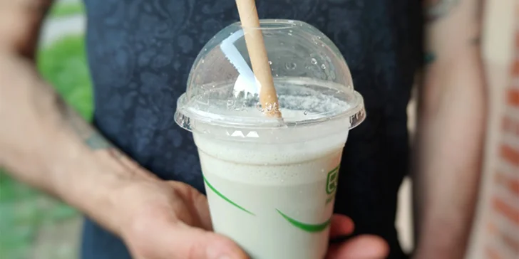 Parádní osvěžení: zmrzlinový shake s tonikem i proseccem nebo sendvič z veganské Gelatovárny