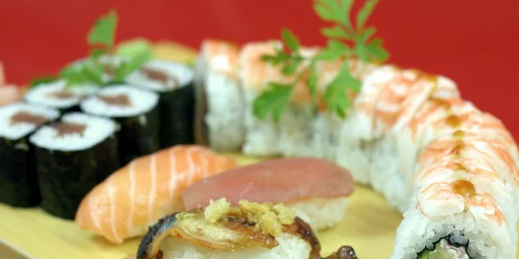 Bohaté degustační sushi menu pro dva