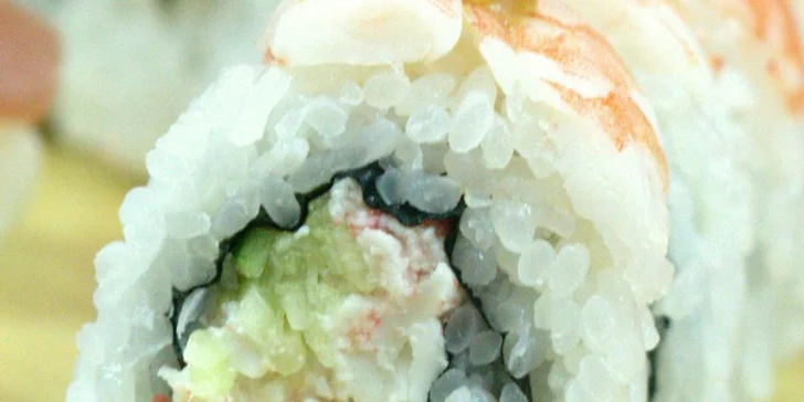 Bohaté degustační sushi menu pro dva