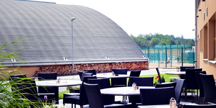 Maxizábava: hodina minigolfu a sleva do restaurace pro 2 dospělé i rodinu