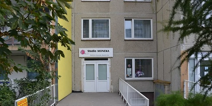 Čištění pleti ultrazvukovou špachtlí, zapracování séra ultrazvukem