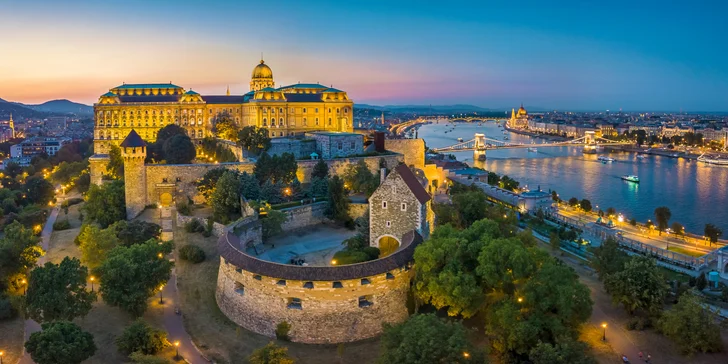 Vyrazte objevovat Budapešť: skvělý 4* hotel v historickém centru se snídaní