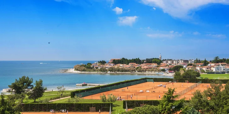 Chorvatsko: 3* Aminess Laguna Hotel kousek od moře, bazén a polopenze