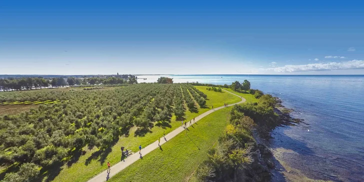 Chorvatsko: 3* Aminess Laguna Hotel kousek od moře, bazén a polopenze