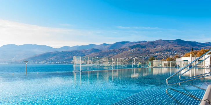5* dovolená v Rijece: hotel Hilton se soukromou pláží, wellness a snídaní