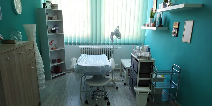 Kosmetické balíčky: Úprava obočí, barvení řas, ruční čištění pleti či trvalá na řasy