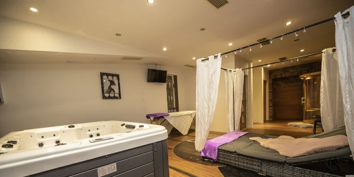 Romantika pro dva: relaxace v privátní vířivce a třeba i infrasauna