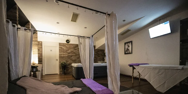 Romantika pro dva: relaxace v privátní vířivce a třeba i infrasauna